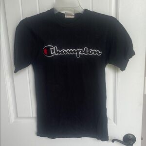 3/$15 🎉 Champion small mens Black Tee with Logo